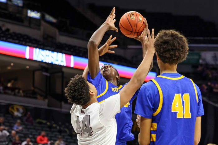 John Burroughs Logan-Rogersville Missouri boys basketball March 15 2024 Nate Latsch 27231